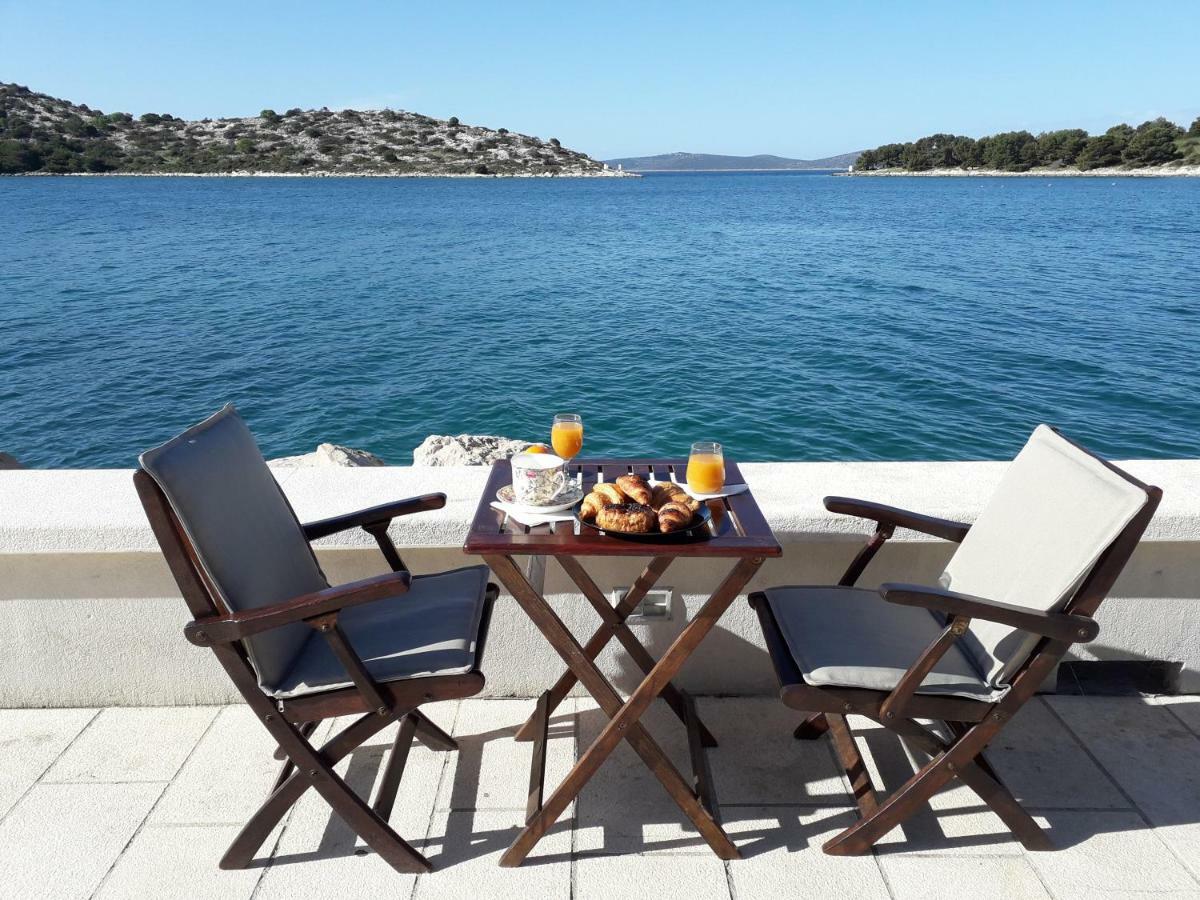 Sea Star Hotel Tribalj Kültér fotó
